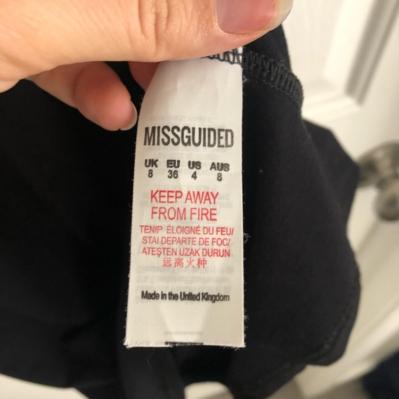 Misguided Oversized TShirt Dress - Picture 4 of 7